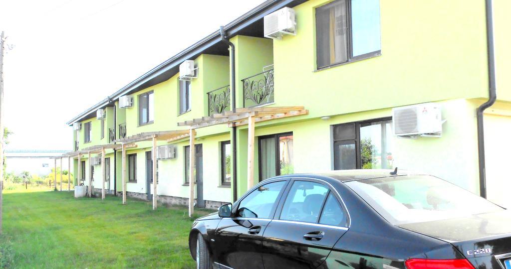 סבילנגראד Guesthouse River House מראה חיצוני תמונה