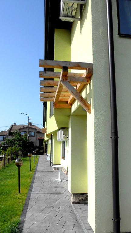 סבילנגראד Guesthouse River House מראה חיצוני תמונה