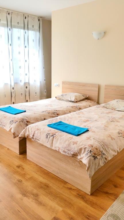 סבילנגראד Guesthouse River House מראה חיצוני תמונה