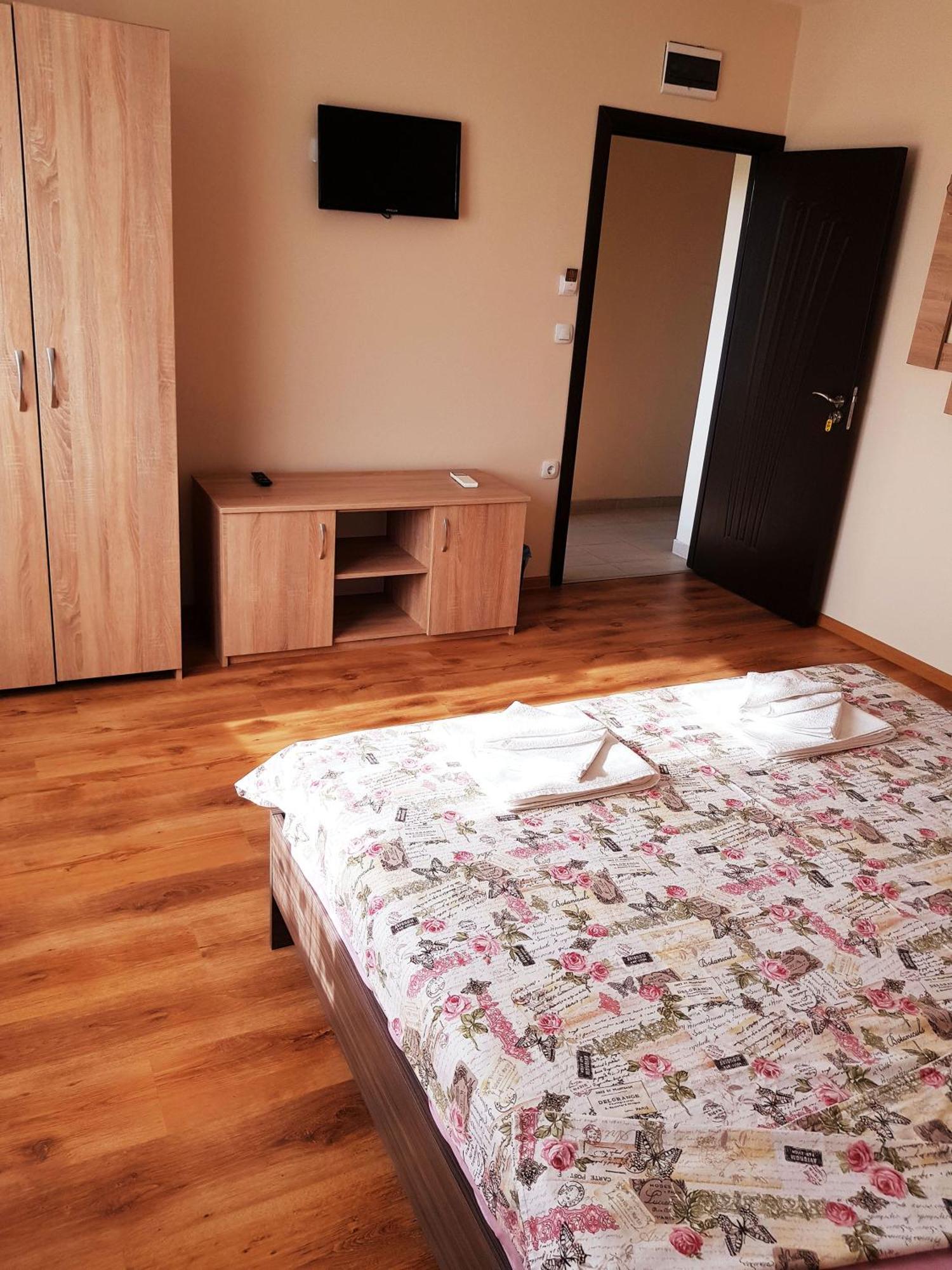 סבילנגראד Guesthouse River House מראה חיצוני תמונה