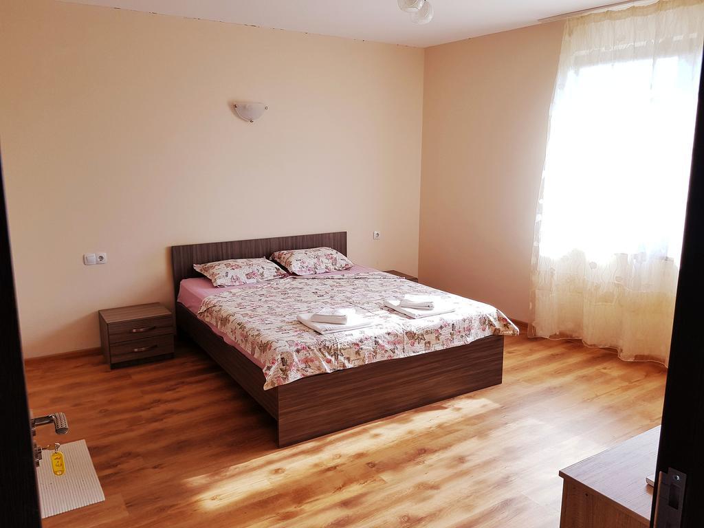 סבילנגראד Guesthouse River House מראה חיצוני תמונה