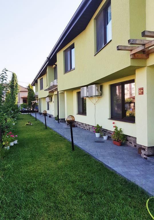 סבילנגראד Guesthouse River House מראה חיצוני תמונה